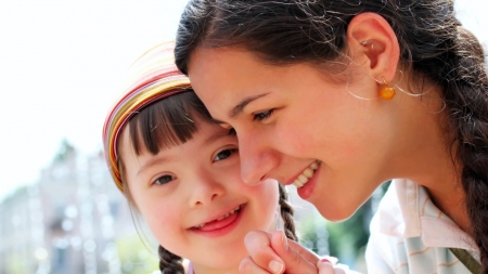 Information und Stärkung für Menschen mit Beeinträchtigungen  - Vortrag zu rechtlichen Möglichkeiten bei Diskriminierung am 13. Juni in Paderborn © Fotolia.com - denys_kuvaier
